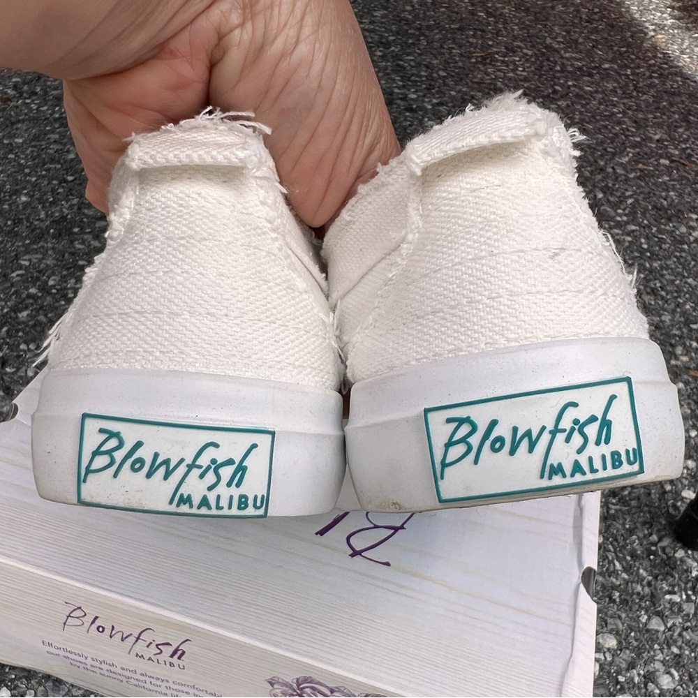 Blowfish white rugged sneakers, size 6.5 - Picture 4 of 4